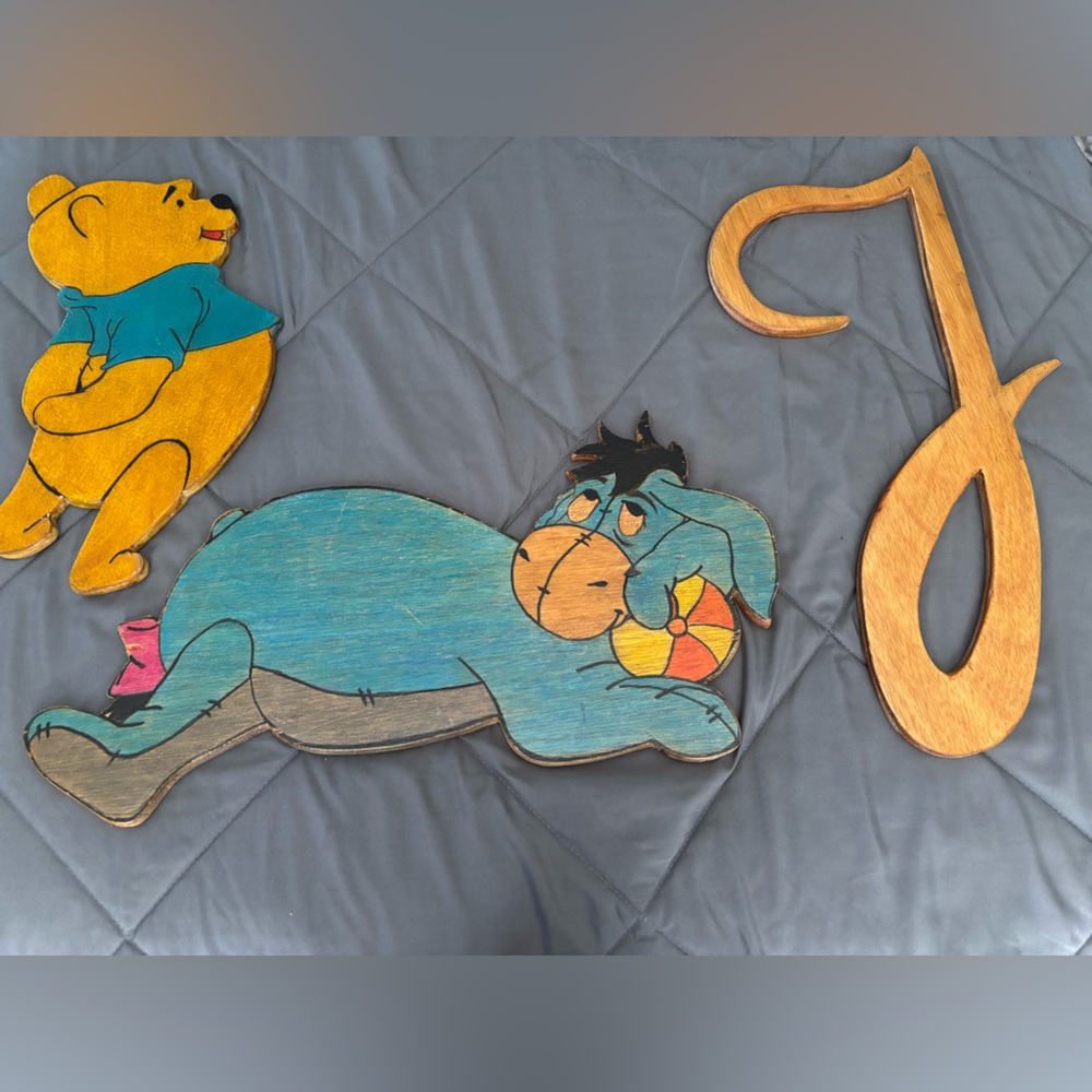 Winnie the Pooh Wooden Cartoon Wall Decor